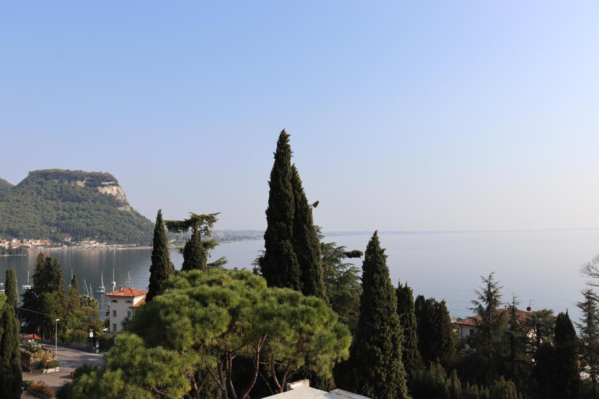 Monika Holiday 315 Magic Lake Garda  Ngoại thất bức ảnh