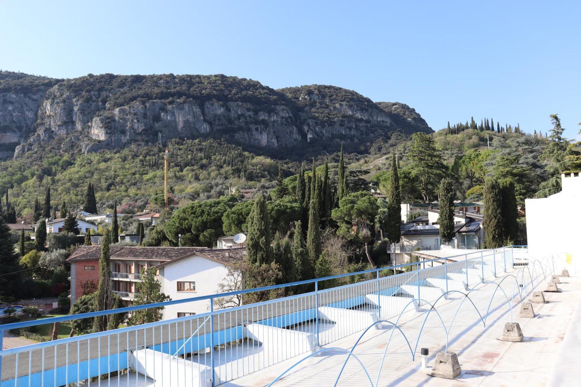 Monika Holiday 315 Magic Lake Garda  Ngoại thất bức ảnh