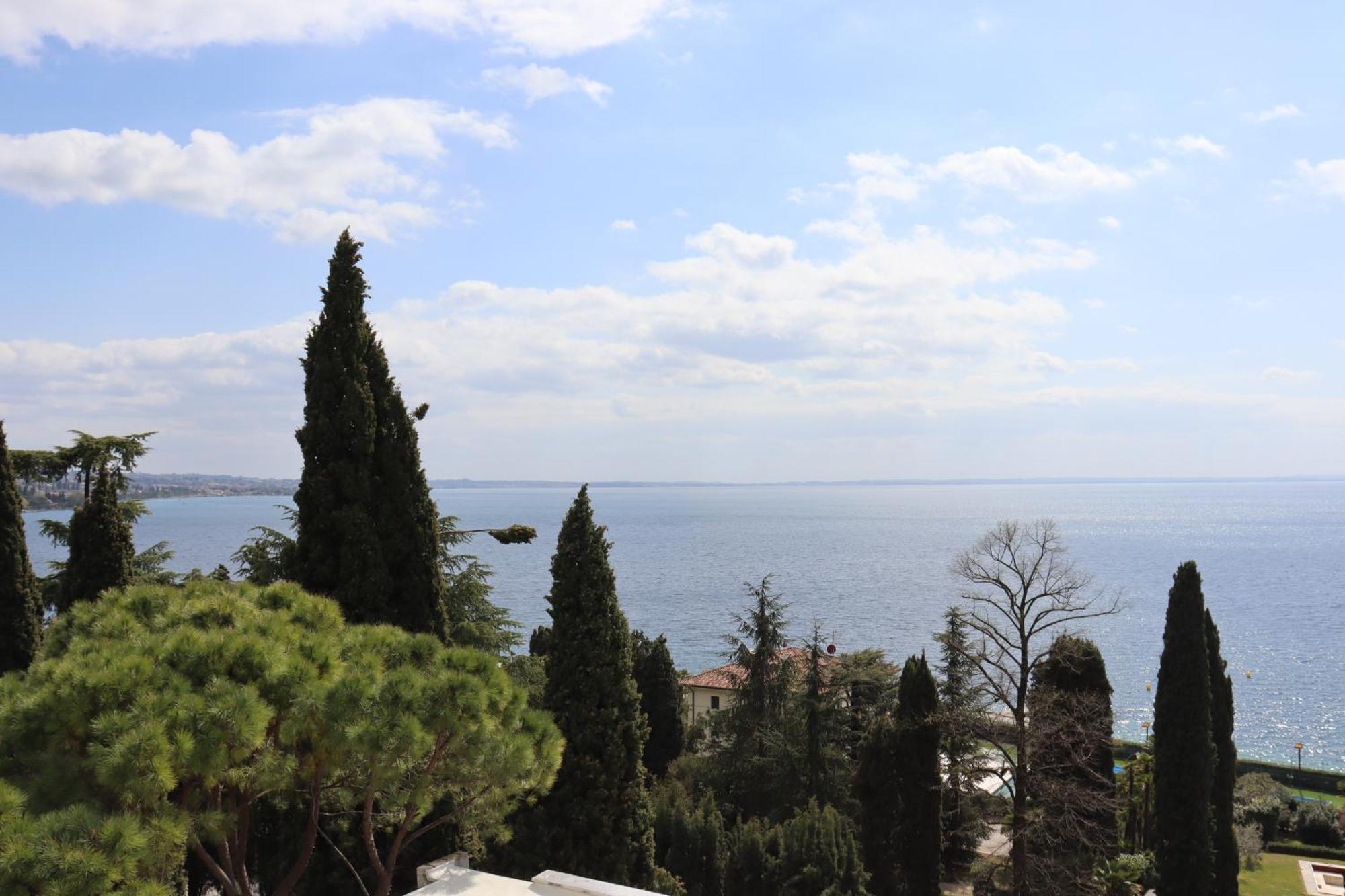 Monika Holiday 315 Magic Lake Garda  Ngoại thất bức ảnh
