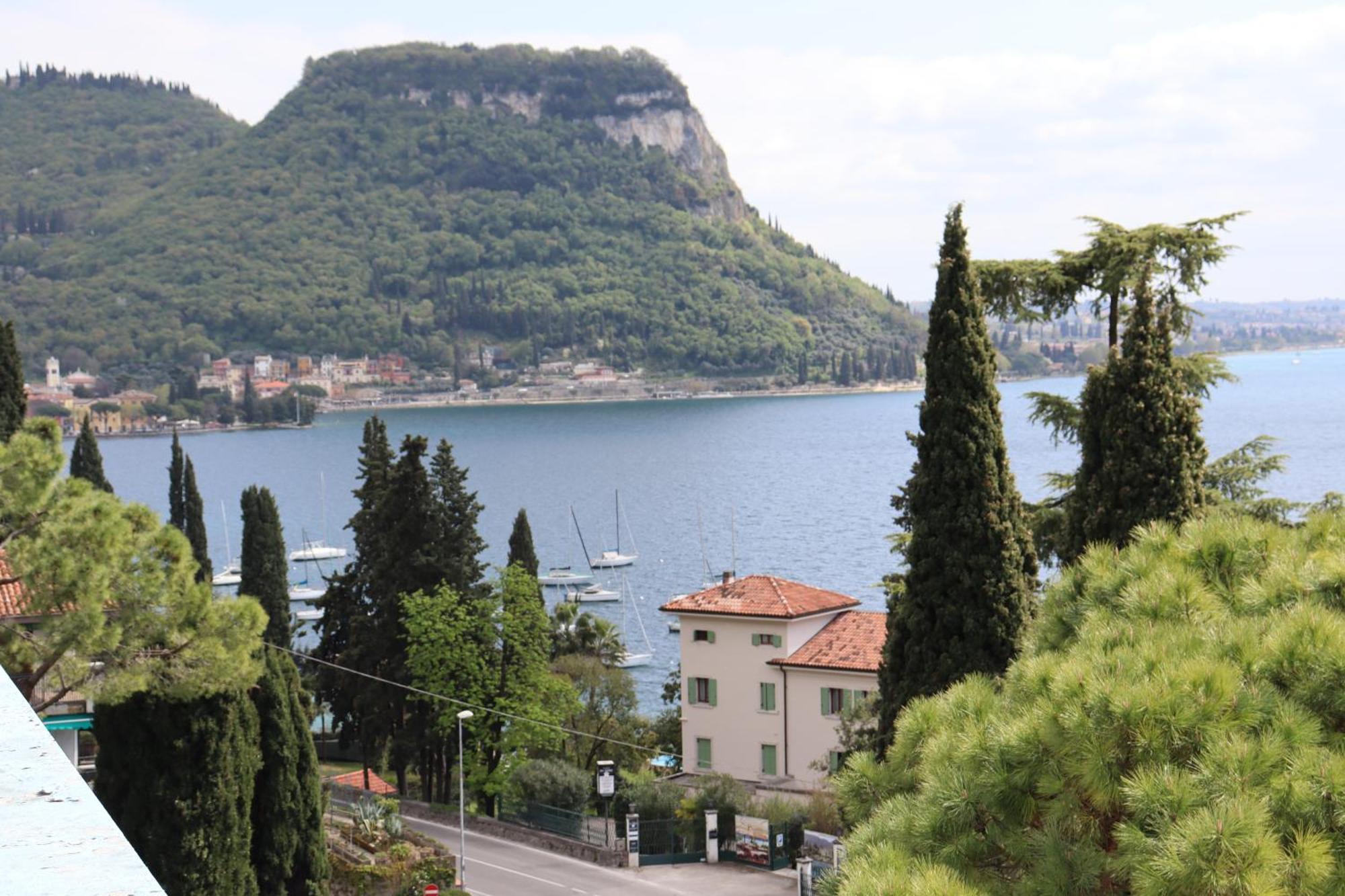 Monika Holiday 315 Magic Lake Garda  Ngoại thất bức ảnh